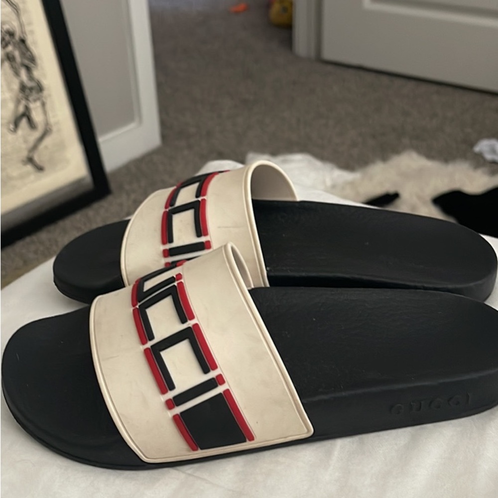 GUCCI Women’s Slides